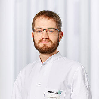 Dr. med. Sven Moos Dr. med. Sven Moos