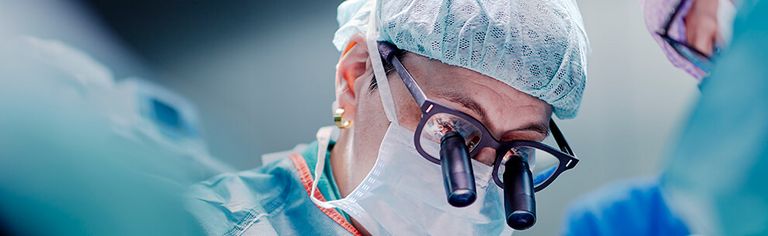 Frau Dr. Bauer im OP