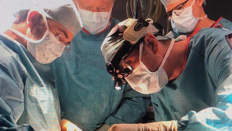 Herzklappe schonend reparieren: Patientin am MEDICLIN Herzzentrum Lahr wird mit neuem Verfahren operiert