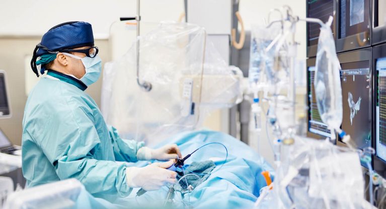 Dr. Sonne, Herzkatheter und EPU