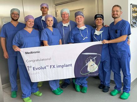 Noch präziser und sicherer: Neueste Transkatheter-Herzklappe im MEDICLIN Herzzentrum Lahr implantiert