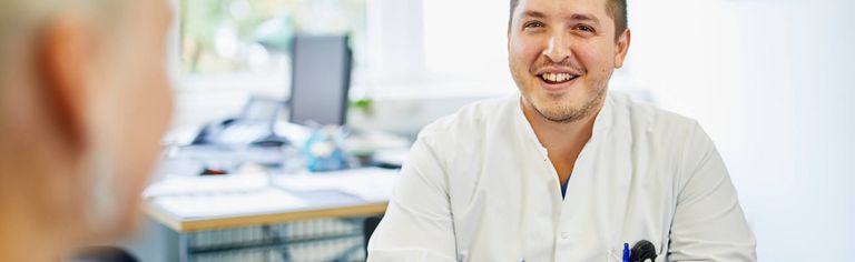 Neuer Arzt im Tavi Team