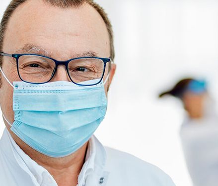 Chefarzt Dr. Bernd Mössinger Reha ist wertvoll – auch in Corona-Zeiten!