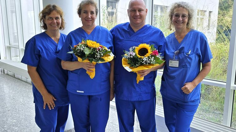 MEDICLIN Herzzentrum Lahr: Zwei Pflegefachkräfte erfolgreich als Pflegeexpert*innen für die Chest Pain Unit zertifiziert